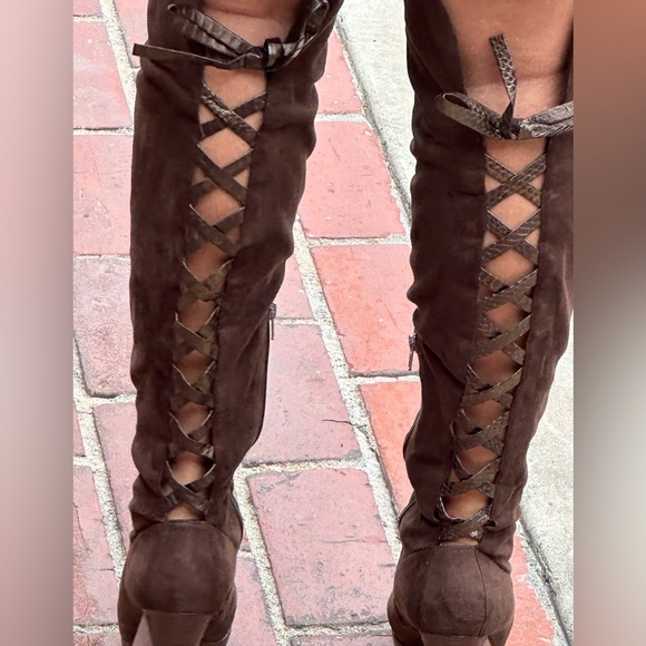 Bebe Madison Boot - Picture 7 of 9